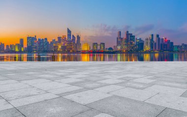 Kare döşemeler ve Hangzhou silüeti