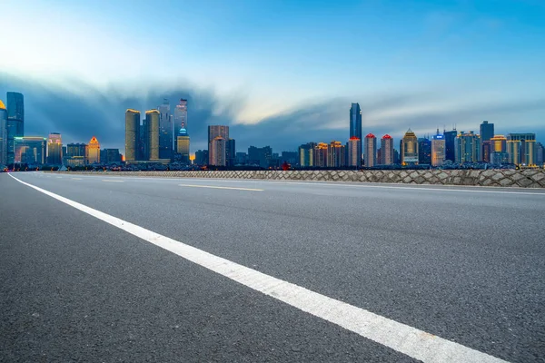 Skyline Dello Skyline Urbano Qingdao Expressway — Foto Stock