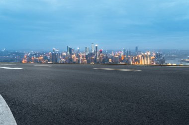 Şehir Yolu, Otoyol ve İnşaat Skyline