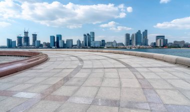 Prospect Meydanı Tuğla Ofis Binası