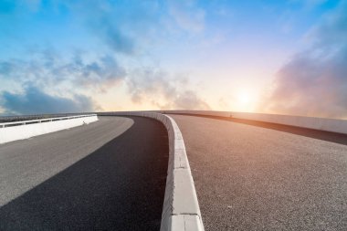 Yol ve Gökyüzü Yerleşimi