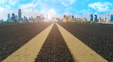 Yol Zemini ve Kentsel Skyline Mimarisi