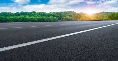 Yol ve Manzaranın Doğal Manzarası