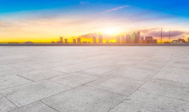 Prospect Meydanı Tuğla Ofis Binası