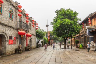 Fuzhou, Çin. Mayıs 2016 'da, Fuzh' ta üç sokak ve yedi sokak