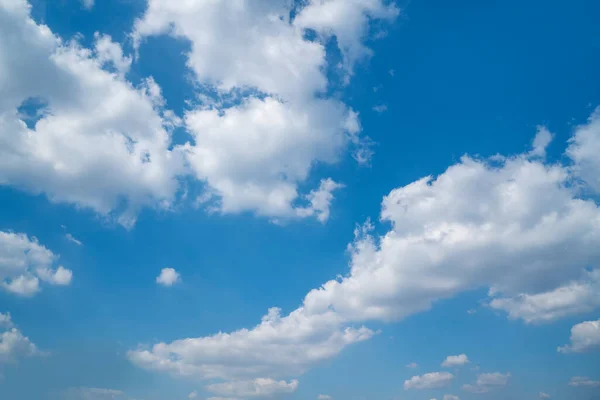 Kék Fehér Felhők Égi Táj — Stock Fotó