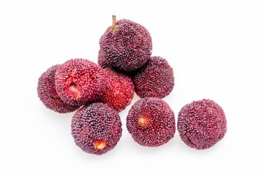 Beyaz kuyruklu kırmızı kiraz.