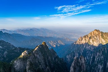 Chin 'deki Huangshan Dağı' nın Güzel Doğal Manzarası