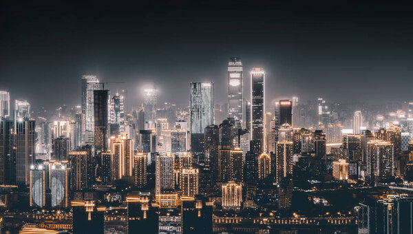 Городская ночь и горизонт
