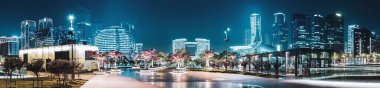 Hangzho 'daki Şehir Mimarisi Gece Manzarası