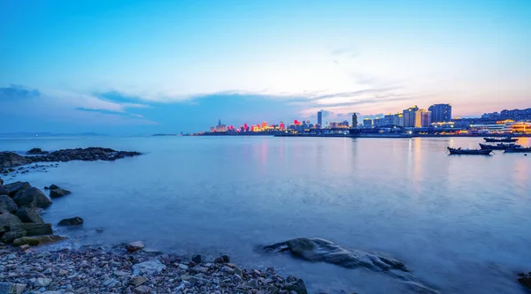 Kentsel Mimari Peyzaj Qingdao Sahil Hattı Boyunca Skyline — Stok fotoğraf