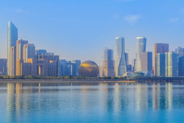 Hangzhou 'daki kentsel mimari manzaranın silüeti