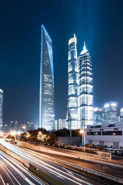 Urban Nightscape Architecture Street Fuzzy Car Light — Stock Photo, Image