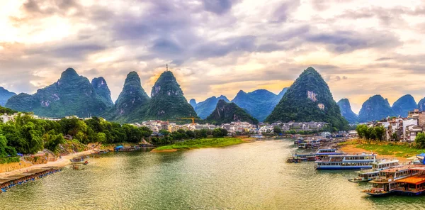 Het Prachtige Landschap Van Guilin Yangshuo — Stockfoto
