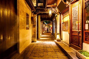 Jiangsu P 'deki Antik Şehir Zhouzhuang' ın Güzel Gece Manzarası