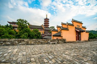 Nanjing, Çin 'deki antik şehir duvarları ve tapınakları