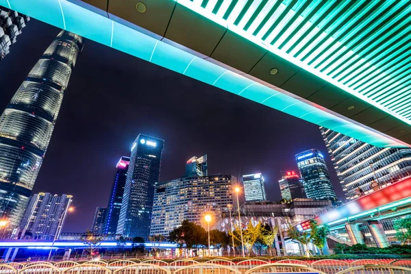 Şehir Gecesi ile hareket hızı efekti