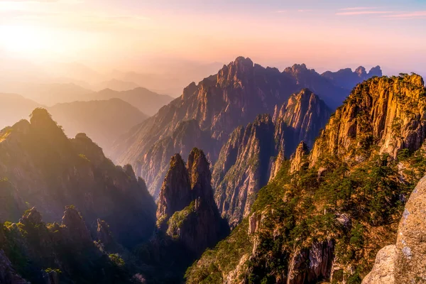 Gyönyörű Természeti Táj Mount Huangshan — Stock Fotó