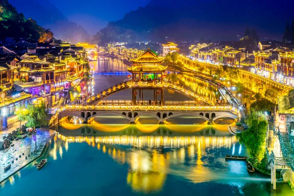 Phoenix Kasabası, Hunan, Chin