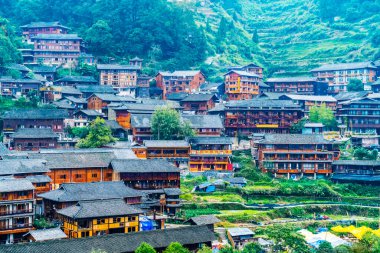 Guizhou 'daki Miao köyü, Chin.