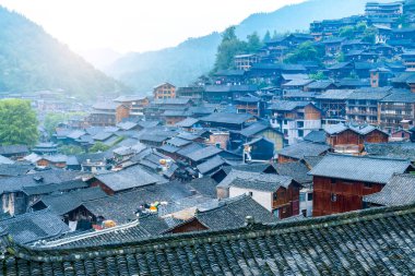 Guizhou, Çin 'deki Miao köyü.