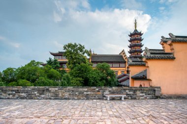 Çin 'deki Nanjing Jiming Tapınağı