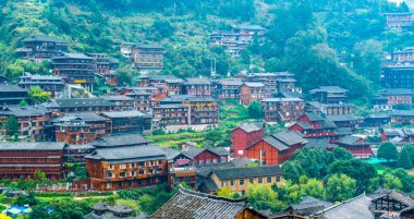 Guizhou 'daki Miao köyü, Chin.