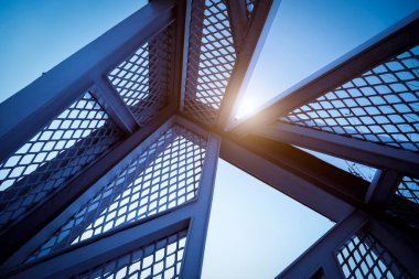 Çelik Yapı 'nın Mimari Arkaplanı