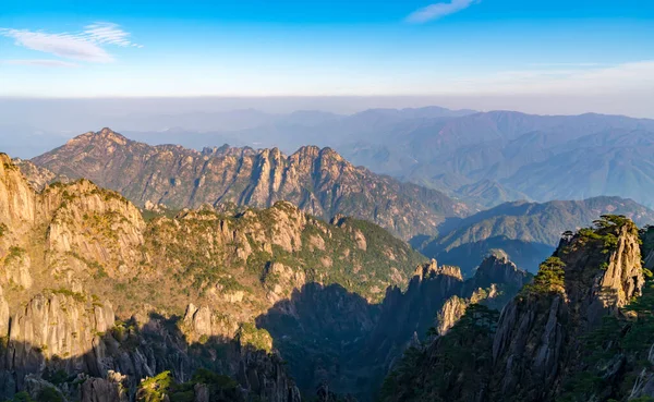 チンの黄山の美しい自然景観 — ストック写真