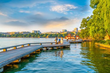 Batı Gölü, Hangzhou 'daki manzara ve manzara çok güzel.
