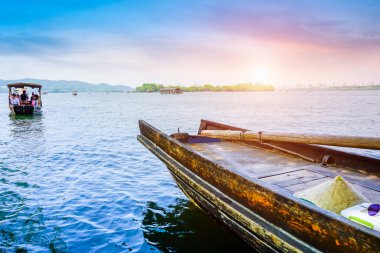 Hangzhou 'daki Batı Gölü' nün Güzel Shan 'shui' si