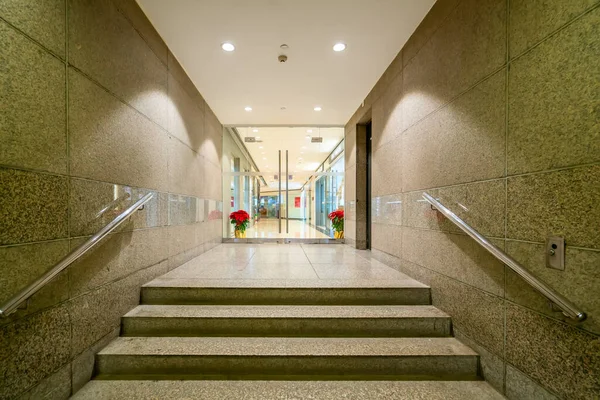 Corredor Escalera Edificio Comercial — Foto de Stock