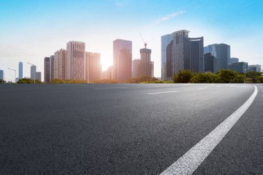 Şehir Yolu, Otoyol ve İnşaat Skyline