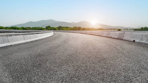 Οδική Βάδιση Και Φυσικό Τοπίο Της Landscap — Φωτογραφία Αρχείου