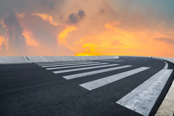 Road Surface Sky Cloud Landscap — Stock Photo, Image