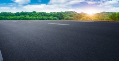 Yol ve Manzaranın Doğal Manzarası