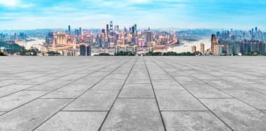 Yol Zemini ve Kentsel Skyline Mimarisi