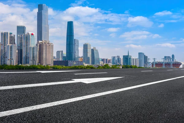 Weg Bestrating Guangzhou Stad Gebouwen Skyline — Stockfoto