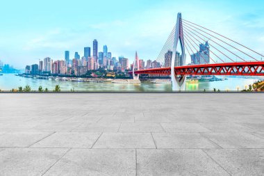Yol Zemini ve Kentsel Skyline Mimarisi