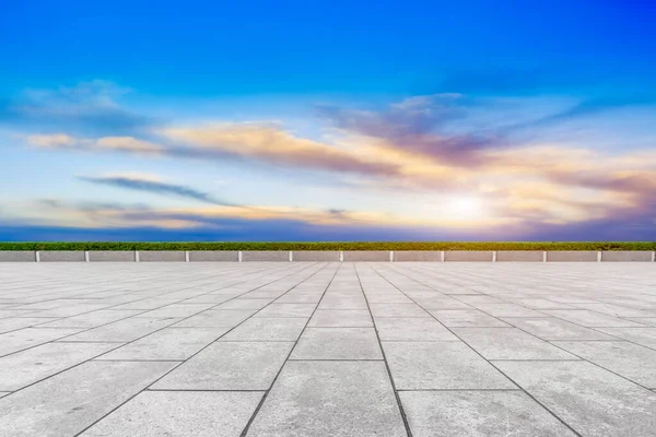 Baldosas Cuadradas Vacías Hermosos Paisajes Del Cielo —  Fotos de Stock