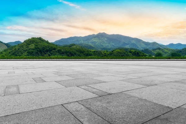 Empty Floor Tiles Outdoor Natural Landscap — Stock Photo, Image