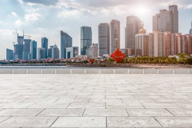 Prospect Meydanı Tuğla Ofis Binası