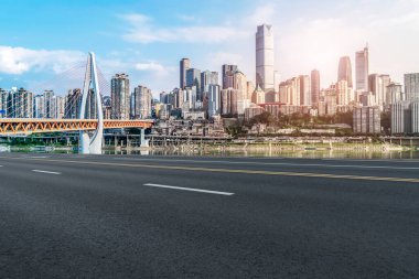 Şehir Yolu, Otoyol ve İnşaat Skyline