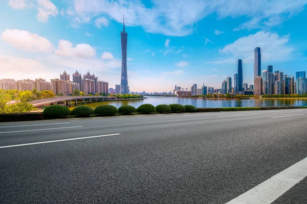 Luftautobahn Asphaltstraße Und Bürogebäude Von Gewerbebau — Stockfoto