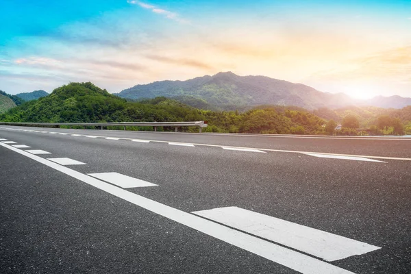 Autostrada Bruk Miejska Droga Odkryty Naturalny Landscap — Zdjęcie stockowe