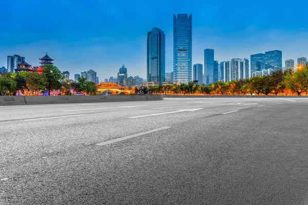 Perspectivas Autopista Asfalto Pavimento Chengdu Arquita Urbana —  Fotos de Stock