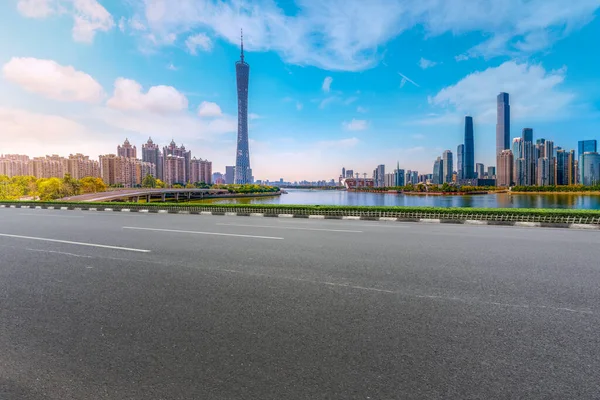 Luftautobahn Asphaltstraße Und Bürogebäude Von Gewerbebau — Stockfoto