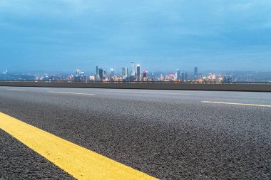 Şehir Yolu, Otoyol ve İnşaat Skyline