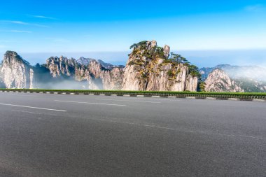 Air Tar Karayolu Meydanı ve Doğal Landscap