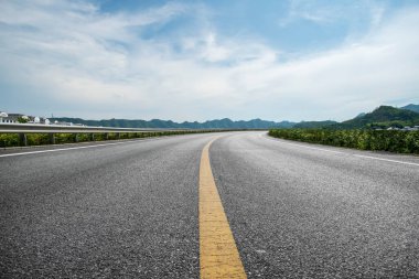 Otoyol Asfalt Asfalt Asfaltlama ve Doğal Yer Yüzeyi